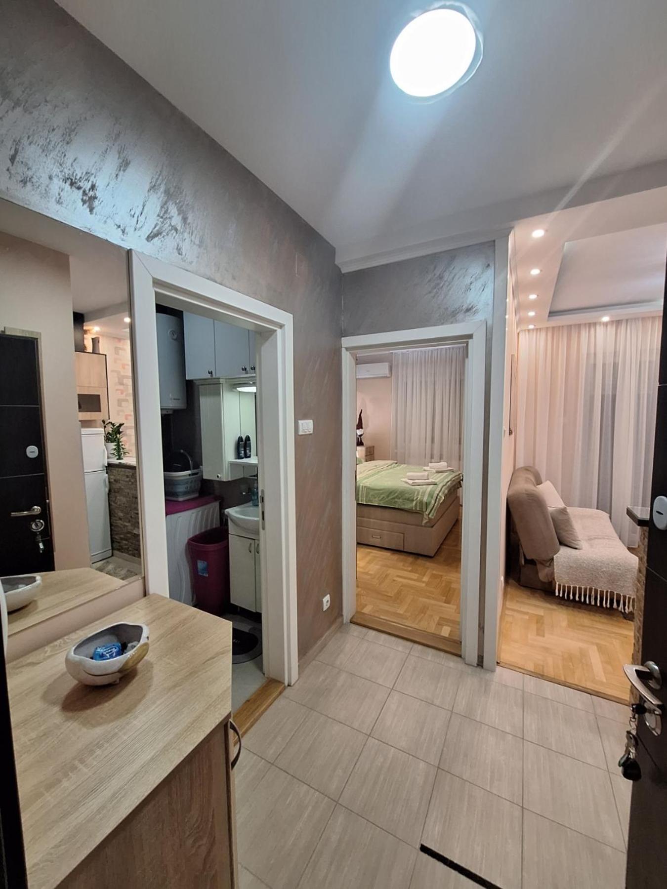 Lux Apartment Sanja 1 Subotica Exterior photo